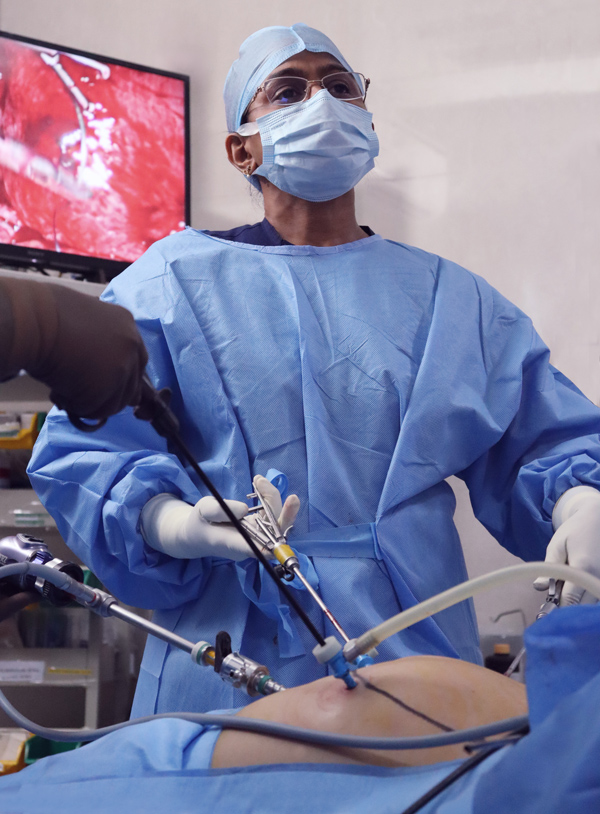 Expert Gynecological Care: Meet the Best Gynae Laparoscopic Surgeon