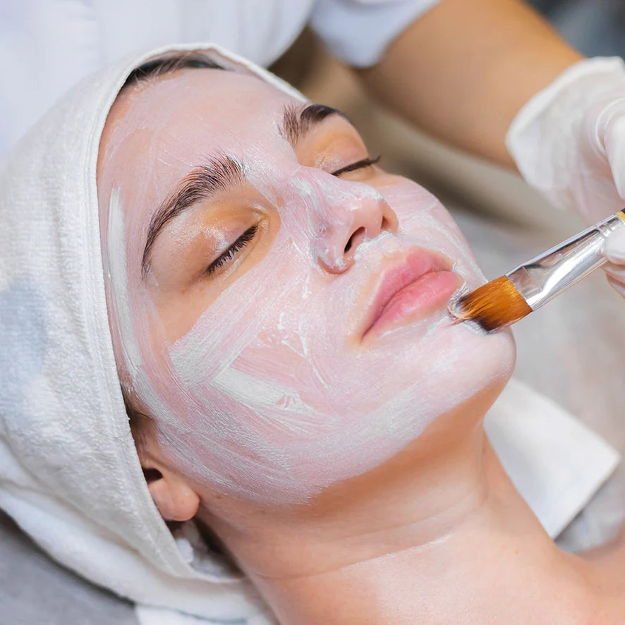 The Ultimate Guide to Choosing the Right Chemical Peel for Your Skin Type