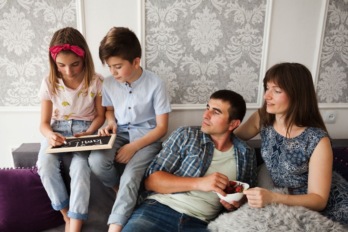 What Parents Need to Know About Teen Slang and Mental HealthWhat Parents Need to Know About Teen Slang and Mental Health