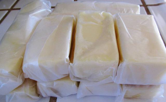 Enhance Your Food Packaging with Custom Butter Paper