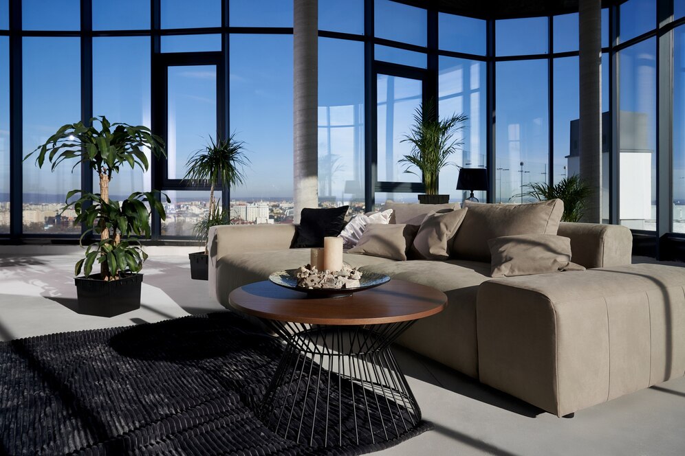 Buying a Luxury Home in Palm Beach