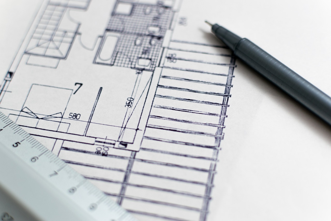 How to Manage Contractors in a Construction Project