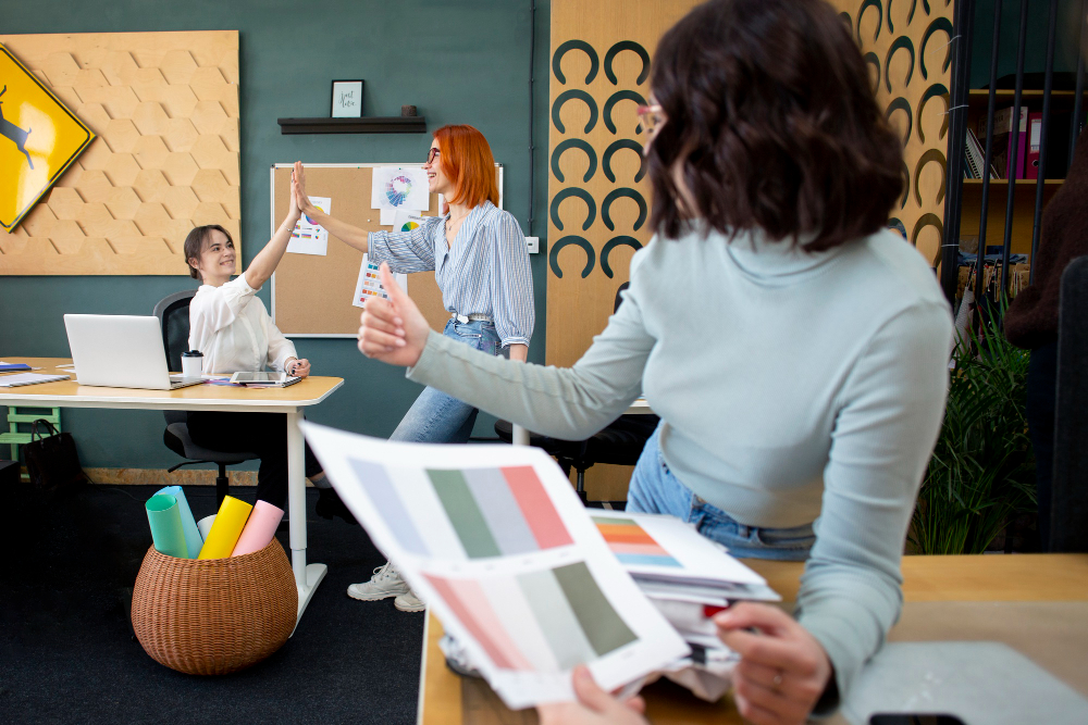 10 Ways Custom Printing Can Elevate Your Business Marketing Strategy