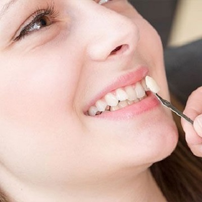 E-max Veneers for Sensitive Teeth: Are They Suitable?