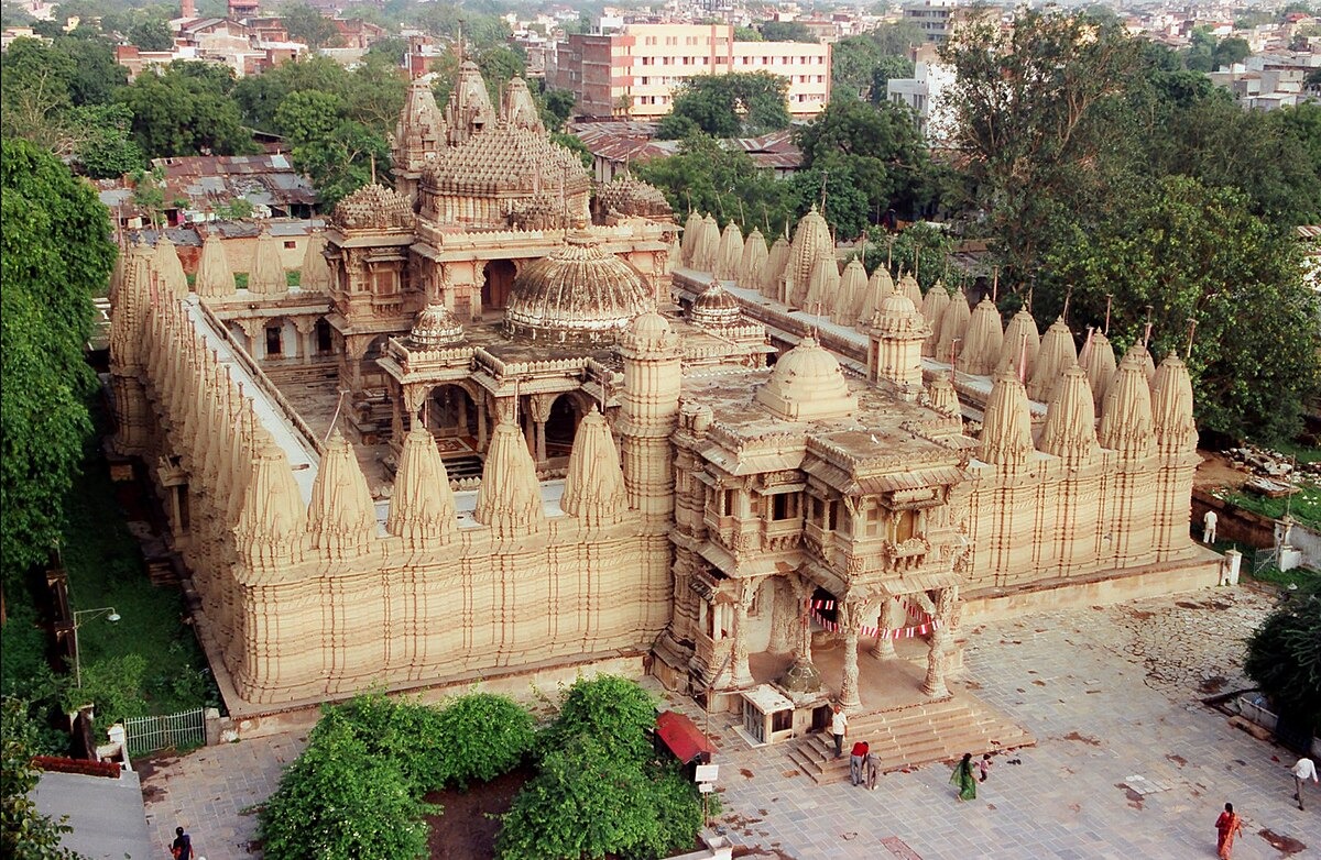 Discover Ahmedabad: Top 10 Must-Visit Places and Best Hotels in Ahmedabad