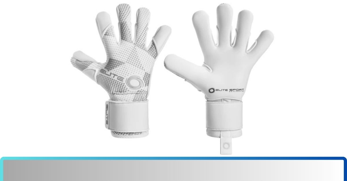 Benefits of Using Artificial Grass Goalkeeper Gloves Over Regular Gloves