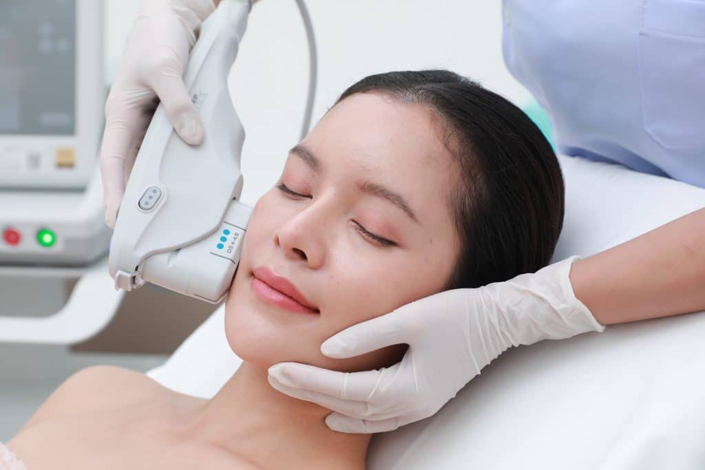 How Ultherapy Works: The Ultimate Guide to Non-Invasive Skin Tightening