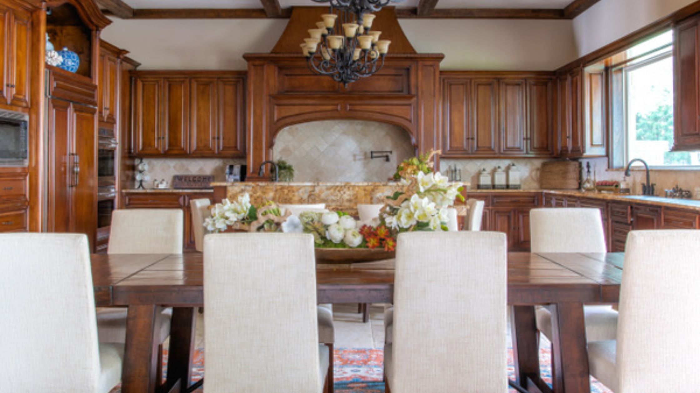The Role Of Custom Furniture In Small Homes!