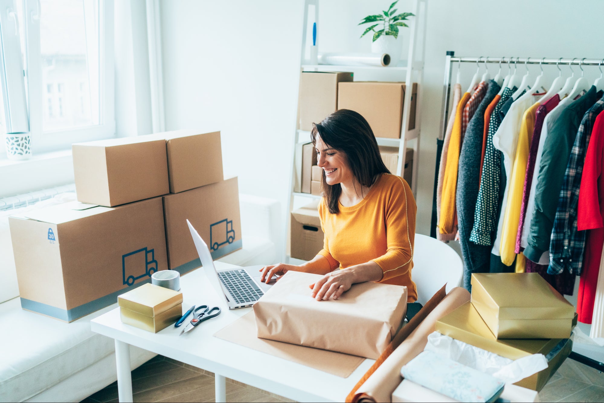 What’s the Cheapest Shipping Option for International Orders?