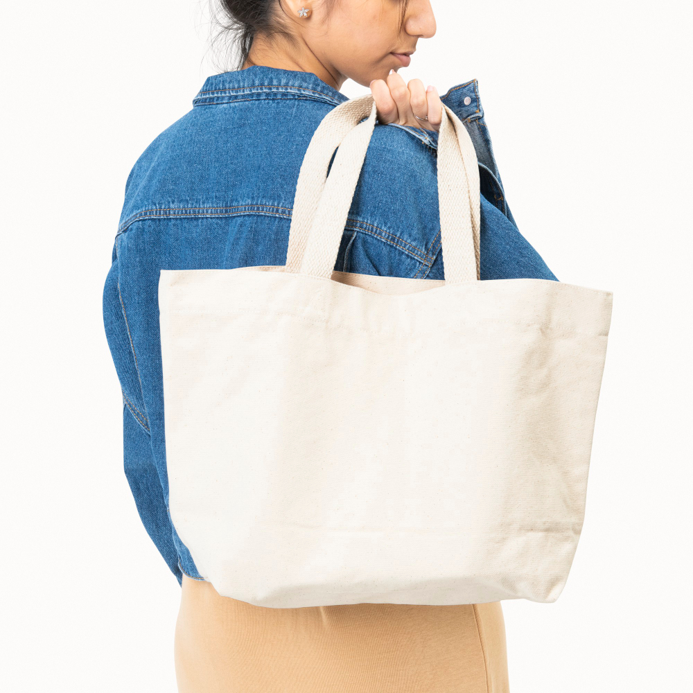 Reasons Canvas Tote Bags Are a Wardrobe Necessity