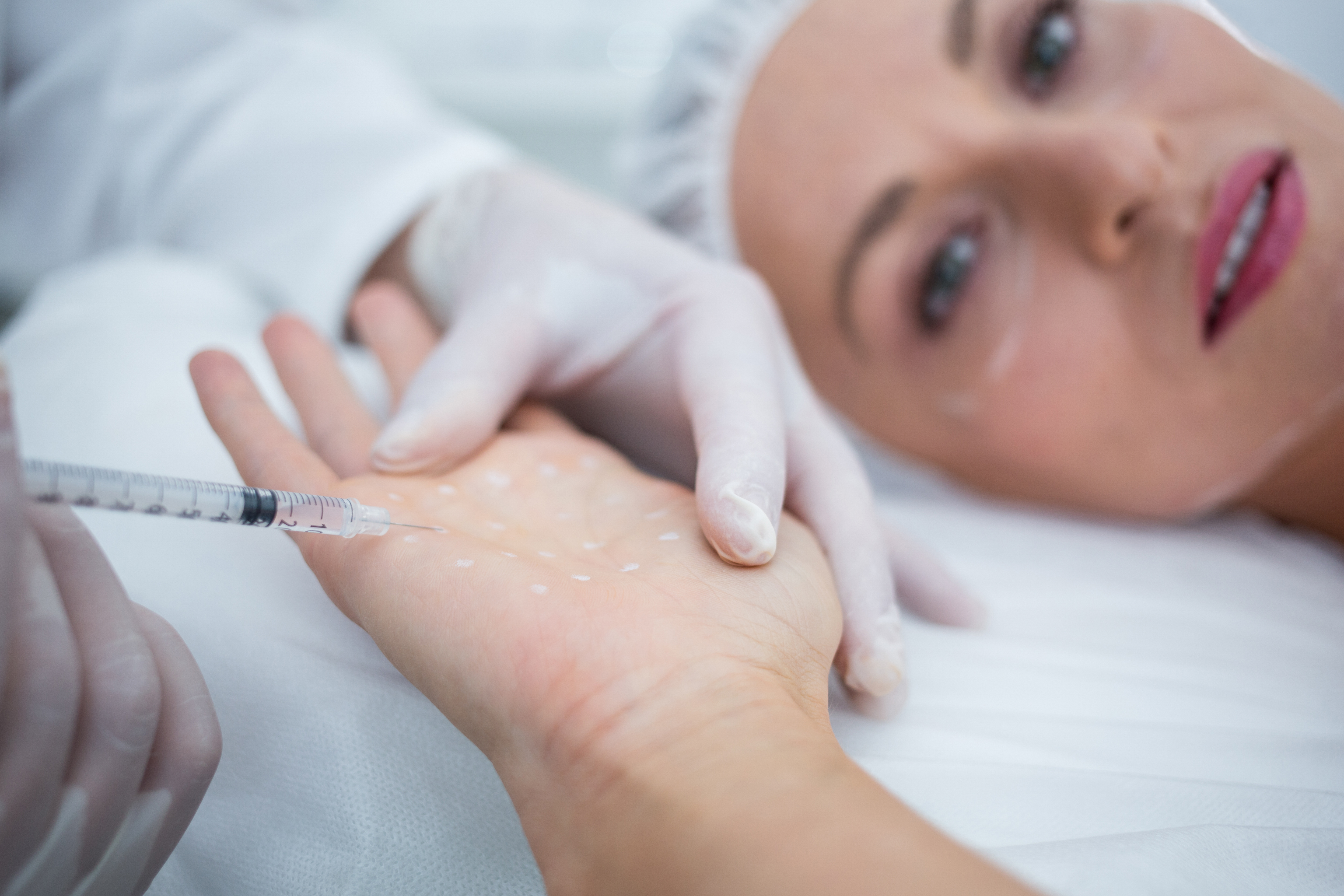 Effective Botox Treatment for Hyperhidrosis: Stop Excessive Sweating at the Best Aesthetics Clinic in Dubai
