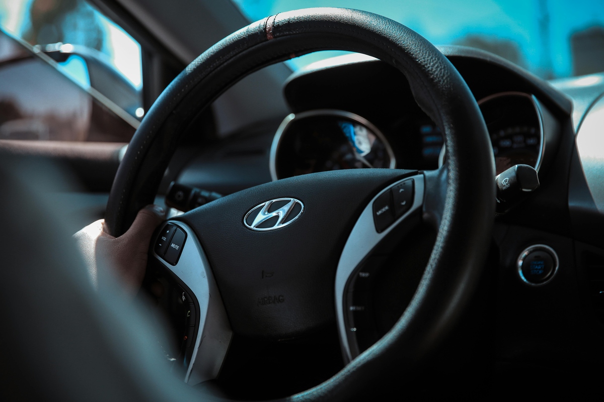 Airbag Systems Market: Driving Safety and Innovation