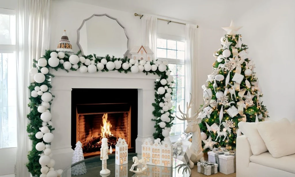 Premium Christmas Decor Services in Dubai | 045490505