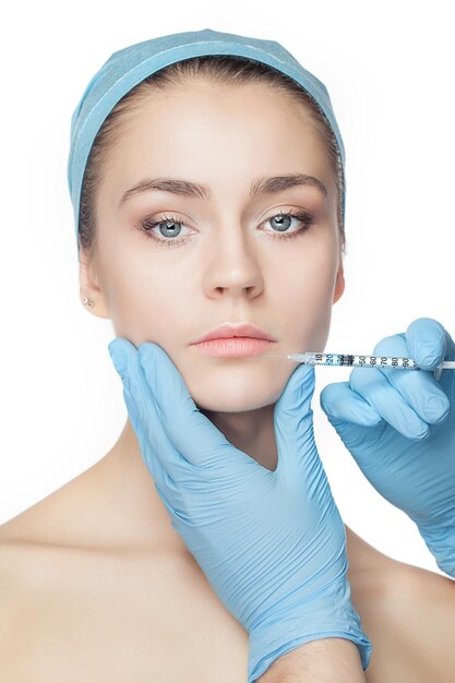 Is it haram to inject Dermal fillers?