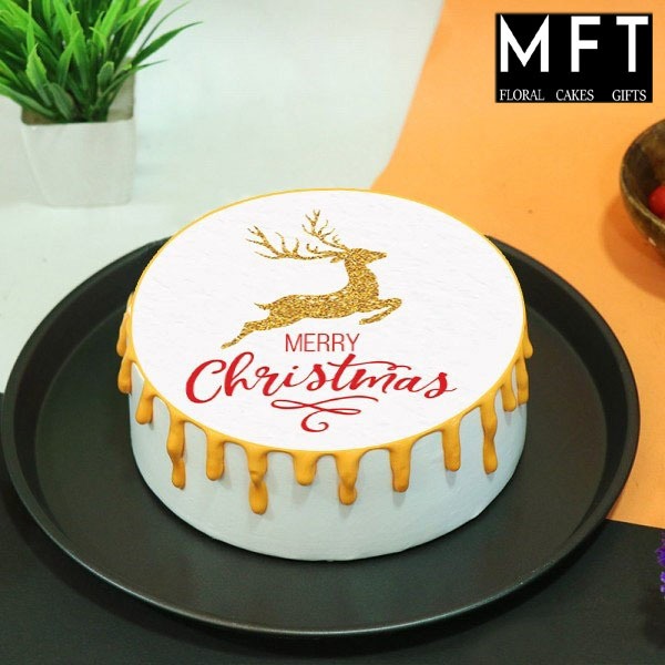Celebrate the Festive Cheer with Christmas Cake Online: A Perfect Blend of Joy and Flavor