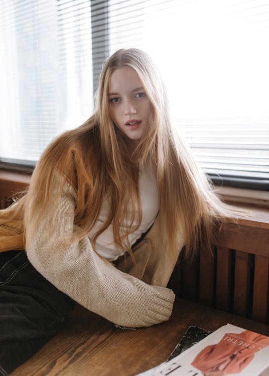How to Style Knitwear for Every Occasion in Poland?