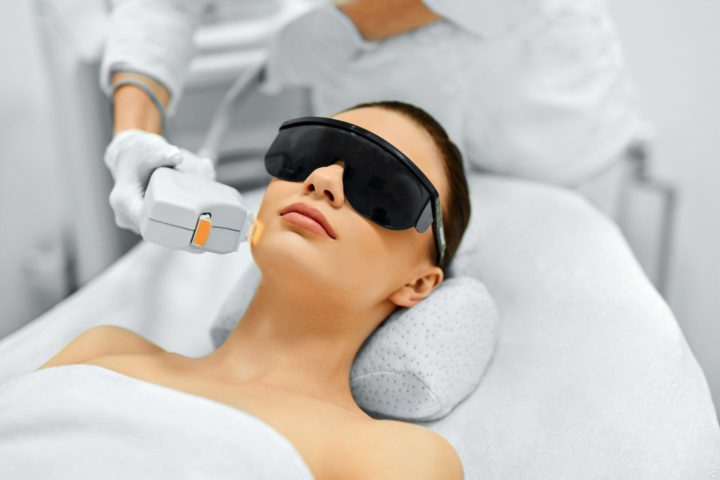 Rejuvenate Your Skin: Laser Resurfacing Clinics in Riyadh