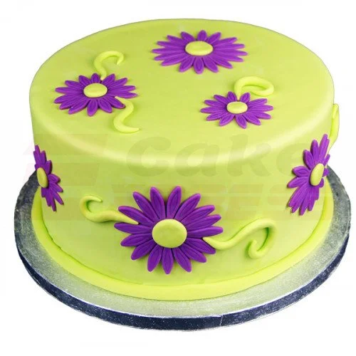 Transform Your Ideas into Custom Cake Designs