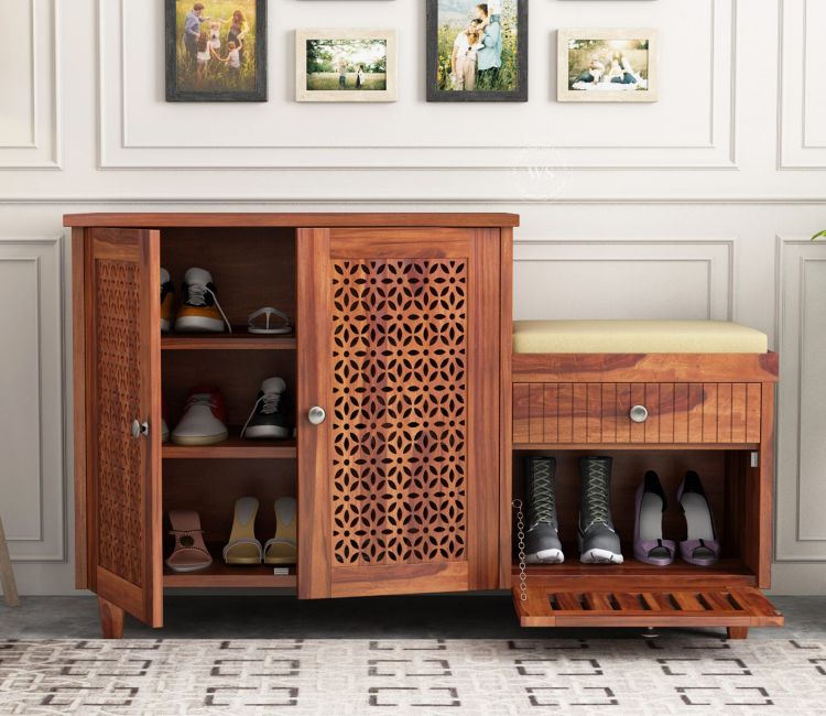 Where Should a Shoe Rack Be Placed in the House?