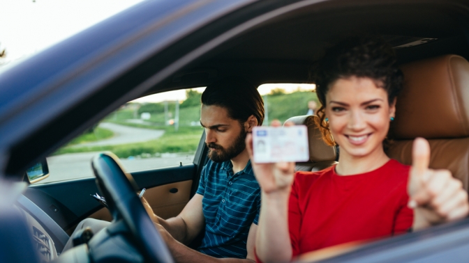 Top 5 Guaranteed Pass Driving Courses in the UK