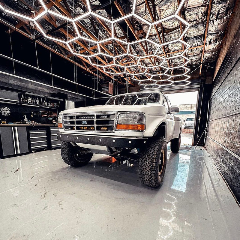 Why Polishing Cars Under LED Lighting Yields a More Professional Finish?