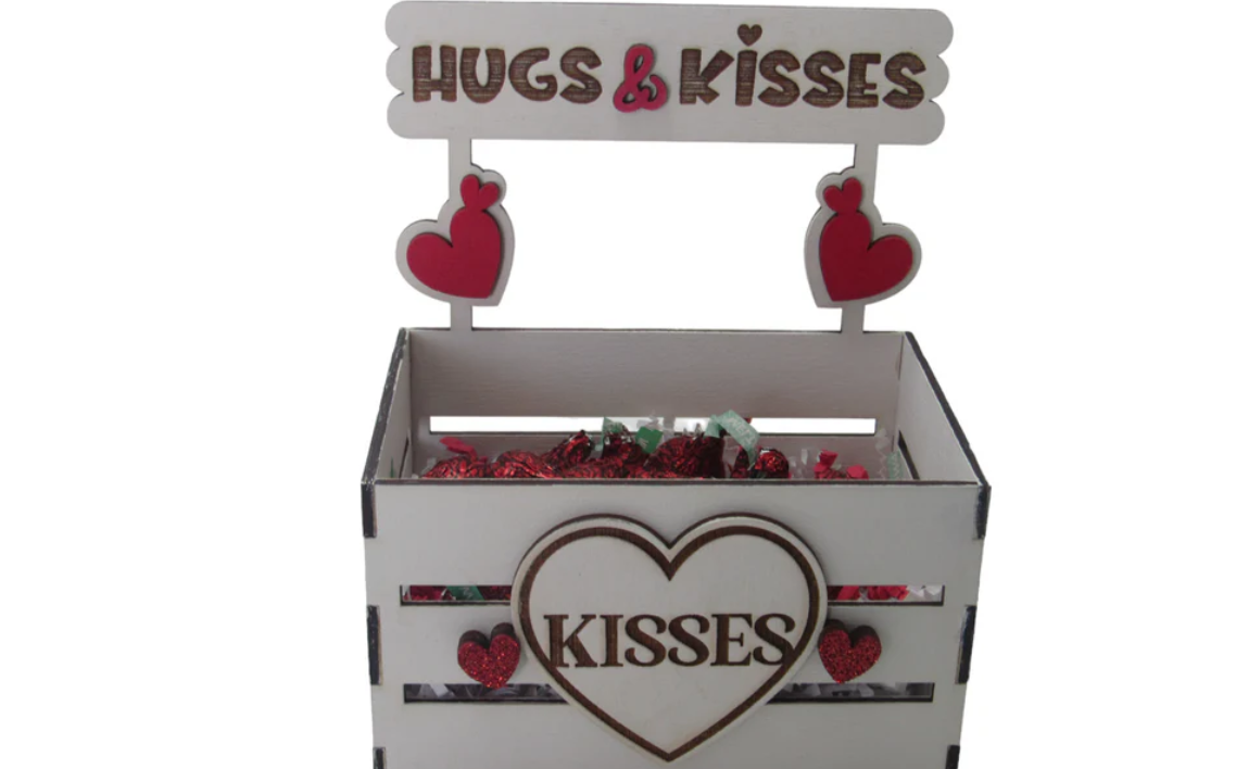 A Sweet Touch of Craftsmanship: The Hand-Painted Laser-Cut Chocolate Gift Box