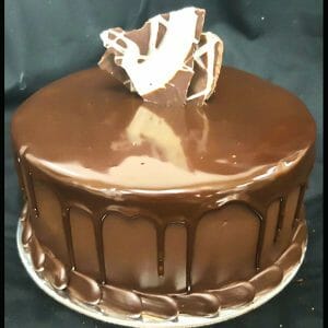 Make Your Special Day Memorable with Customised Cakes in Islamabad