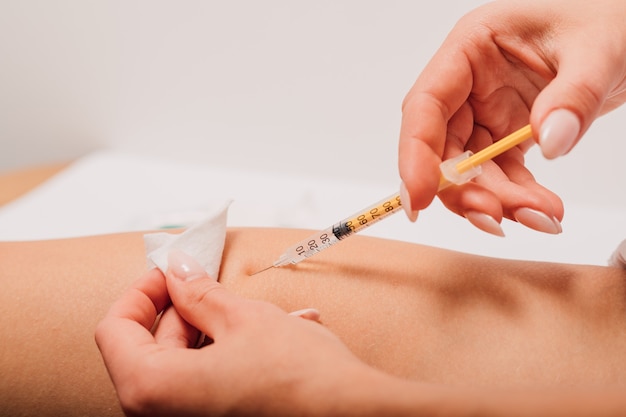 How Many Sessions Are Needed for Fat Melting Injections?