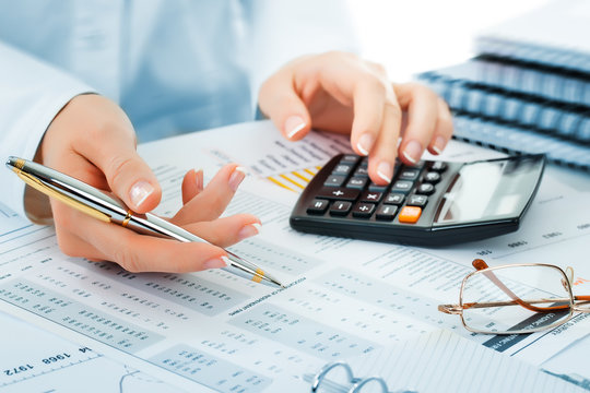 What is computer accounting course
