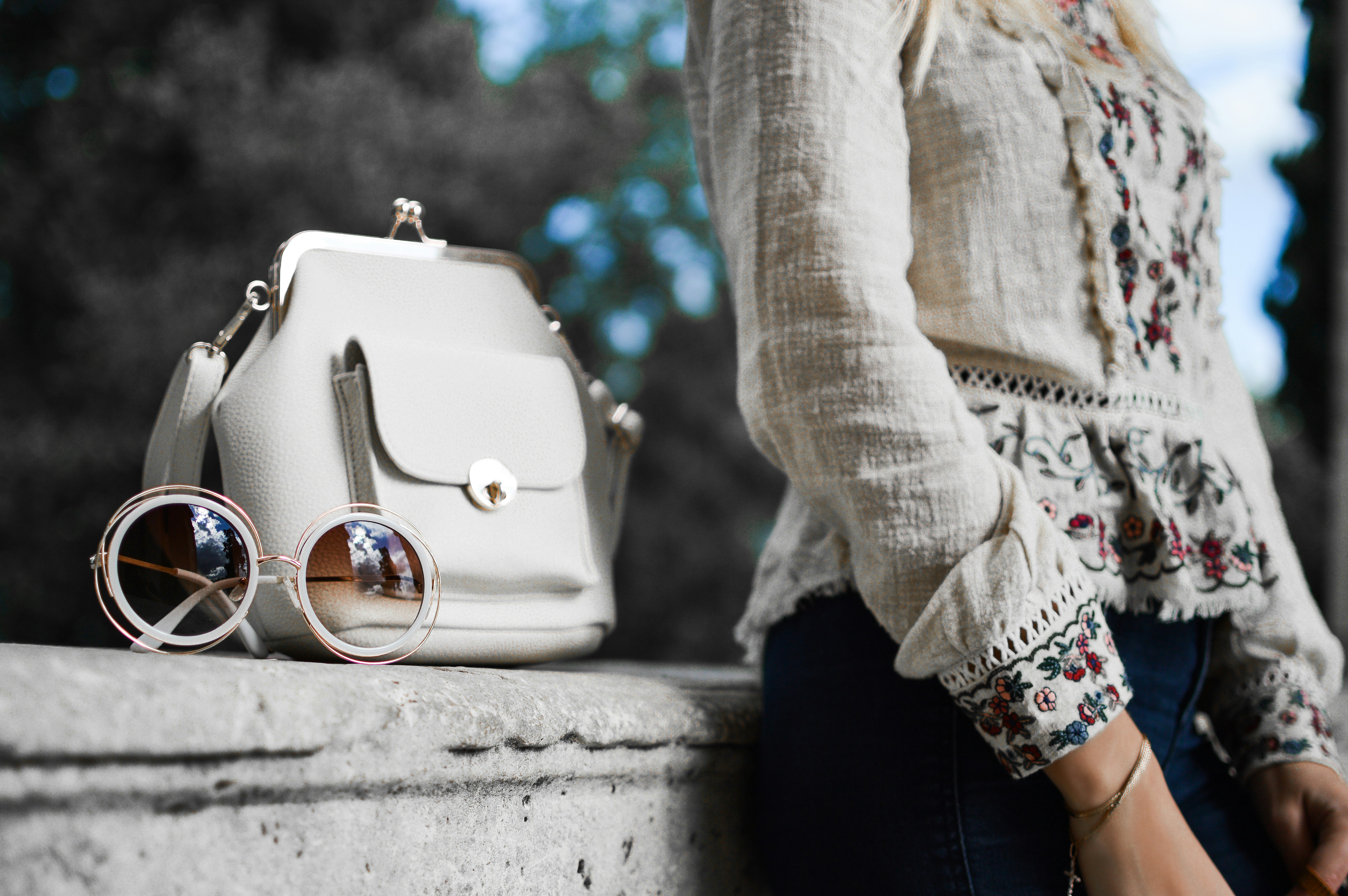Exploring the World of Style with Fashions Zee