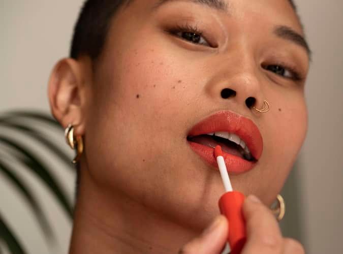 Five Stunning New Year's Makeup Looks That Will Astound Everyone