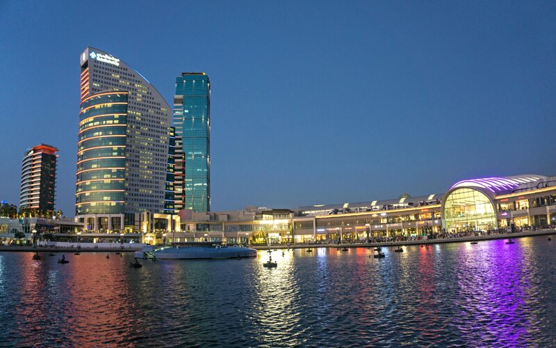 Top 8 Must-Visit Shopping Spots in Dubai