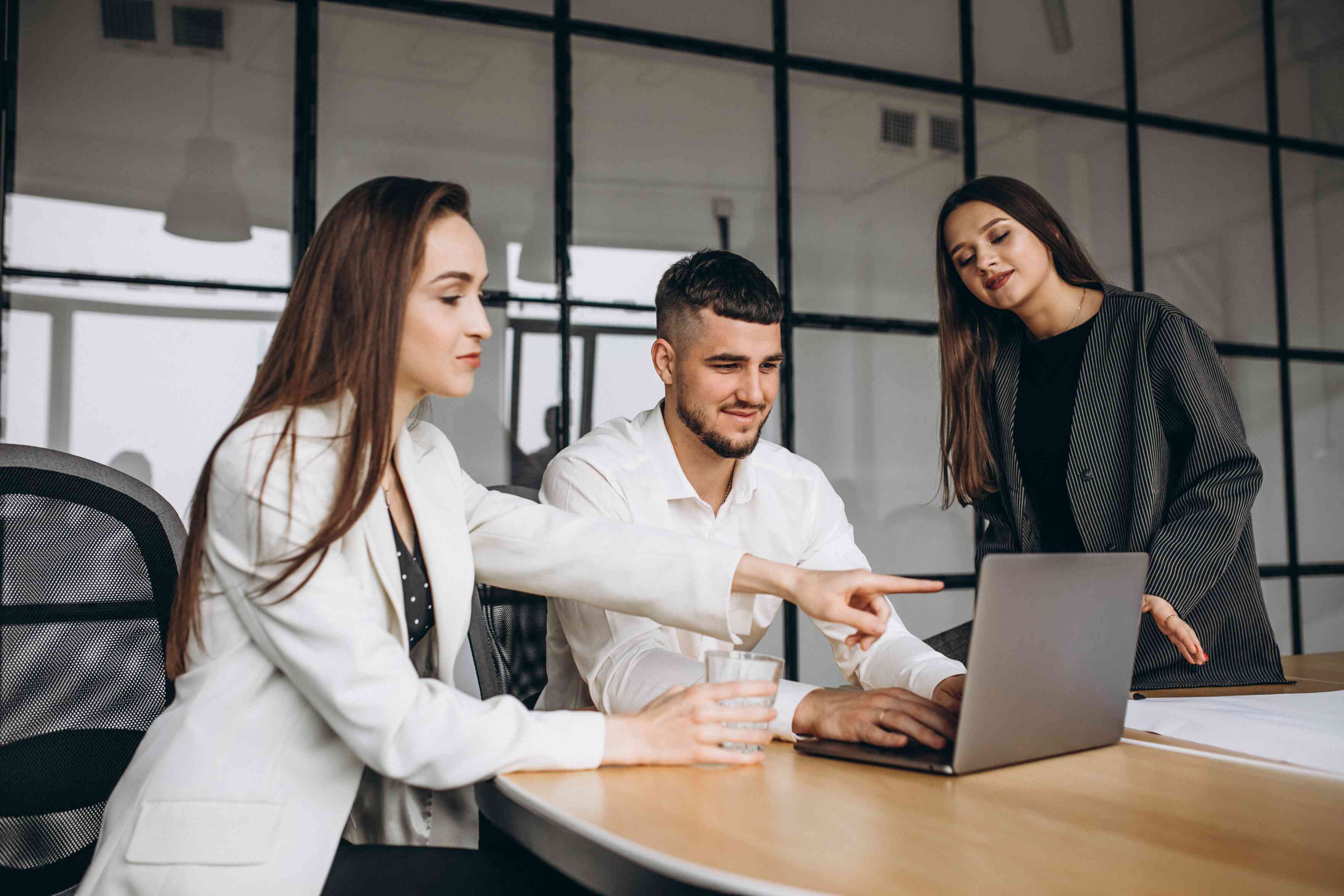 How Delhi Overseas Consultant Helps Students to Study in Europe