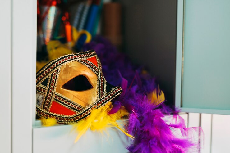 Where to Buy Costumes and Accessories Online