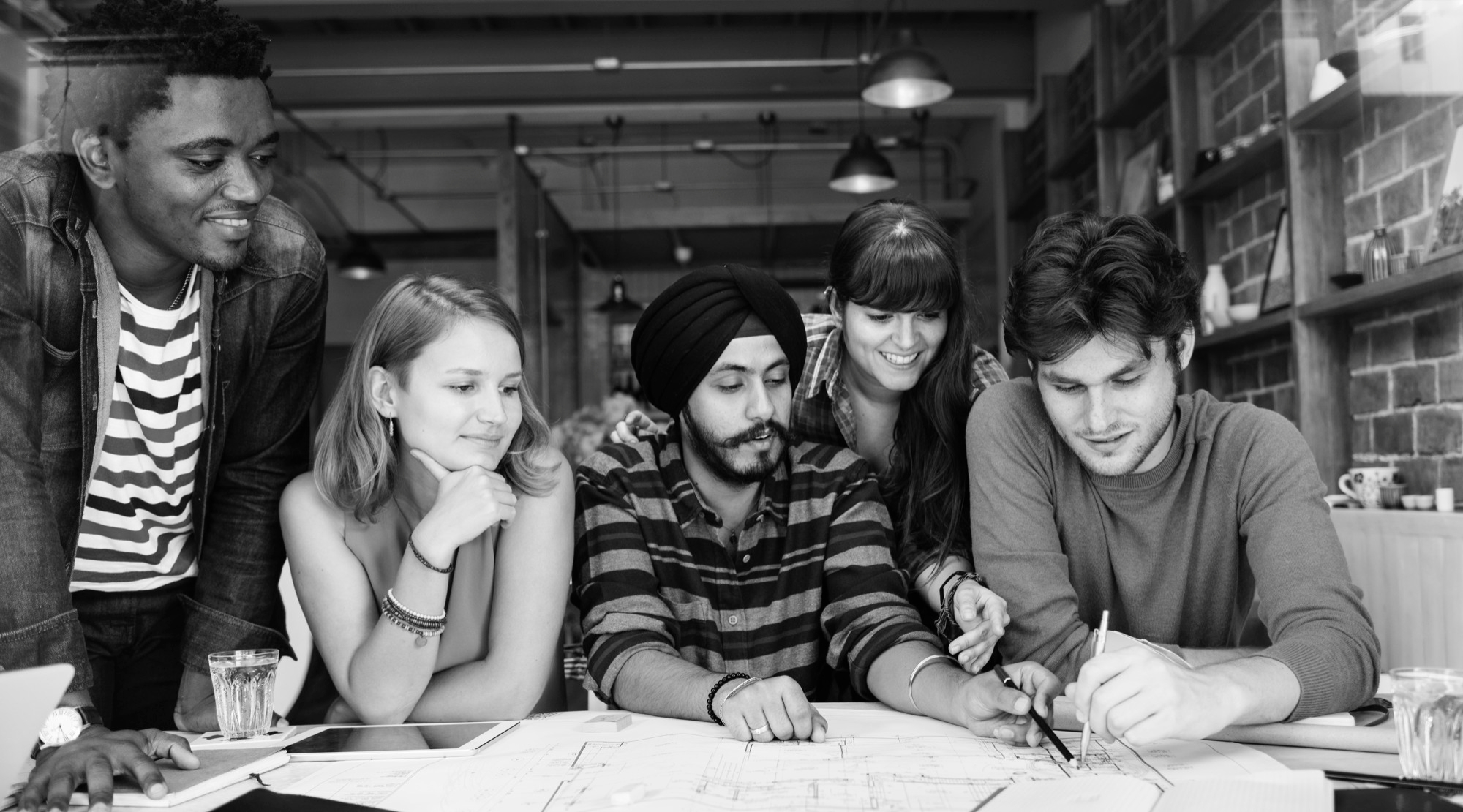 Top Benefits of Hiring the Best Assignment Writing Experts for Your College Projects