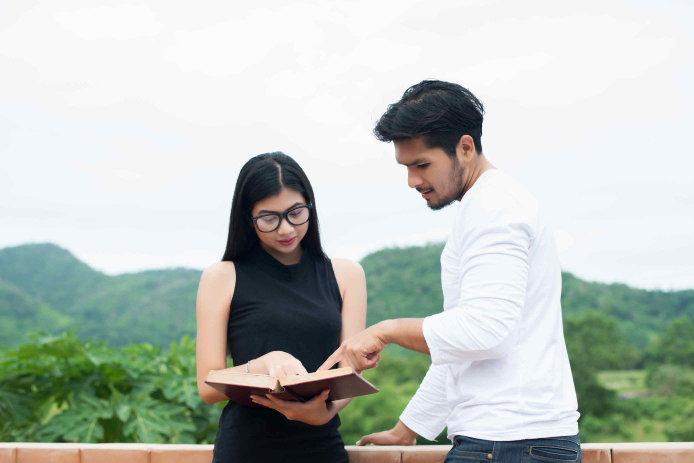 Sem 1 Introductory Microeconomics: Must-Read Books and Resources for Indian Students