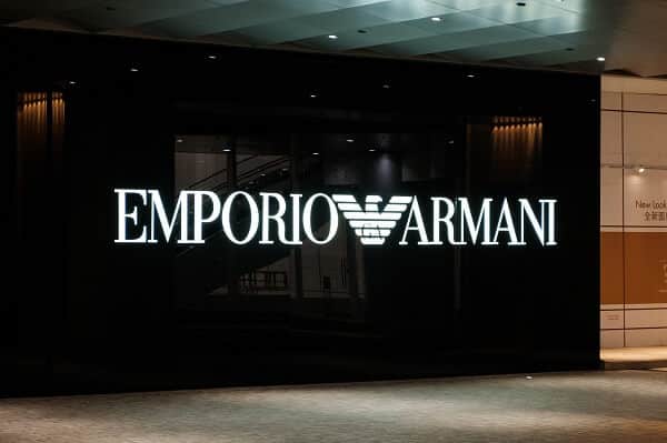 How Custom Door Signs Can Reinforce Your Brand Identity