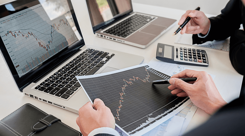 Expiry Day in The Stock Market: What It Means and How It Affects Your Trades