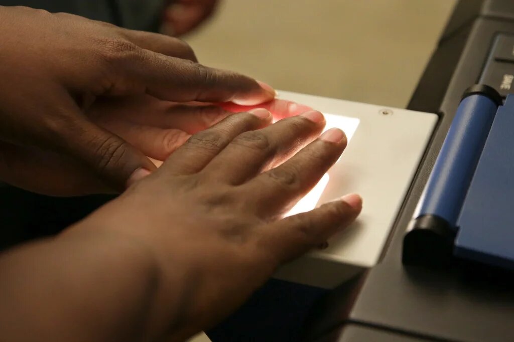 Guide to Digital Fingerprinting for Canadian Citizenship