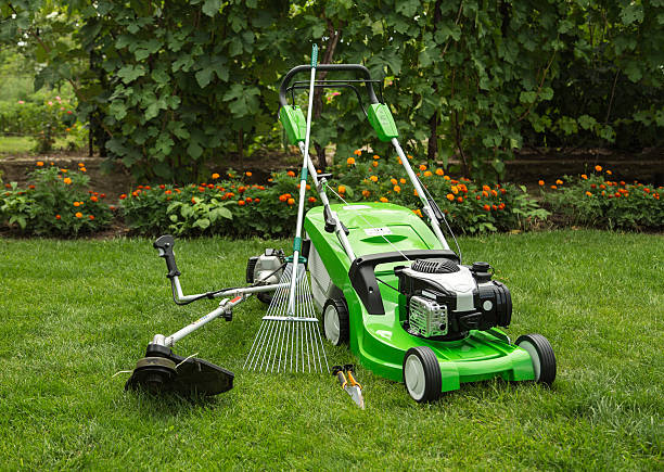 Deere and Company Leading the Lawn Care Products Market with Around 11.2% Share – Know the Reason Why