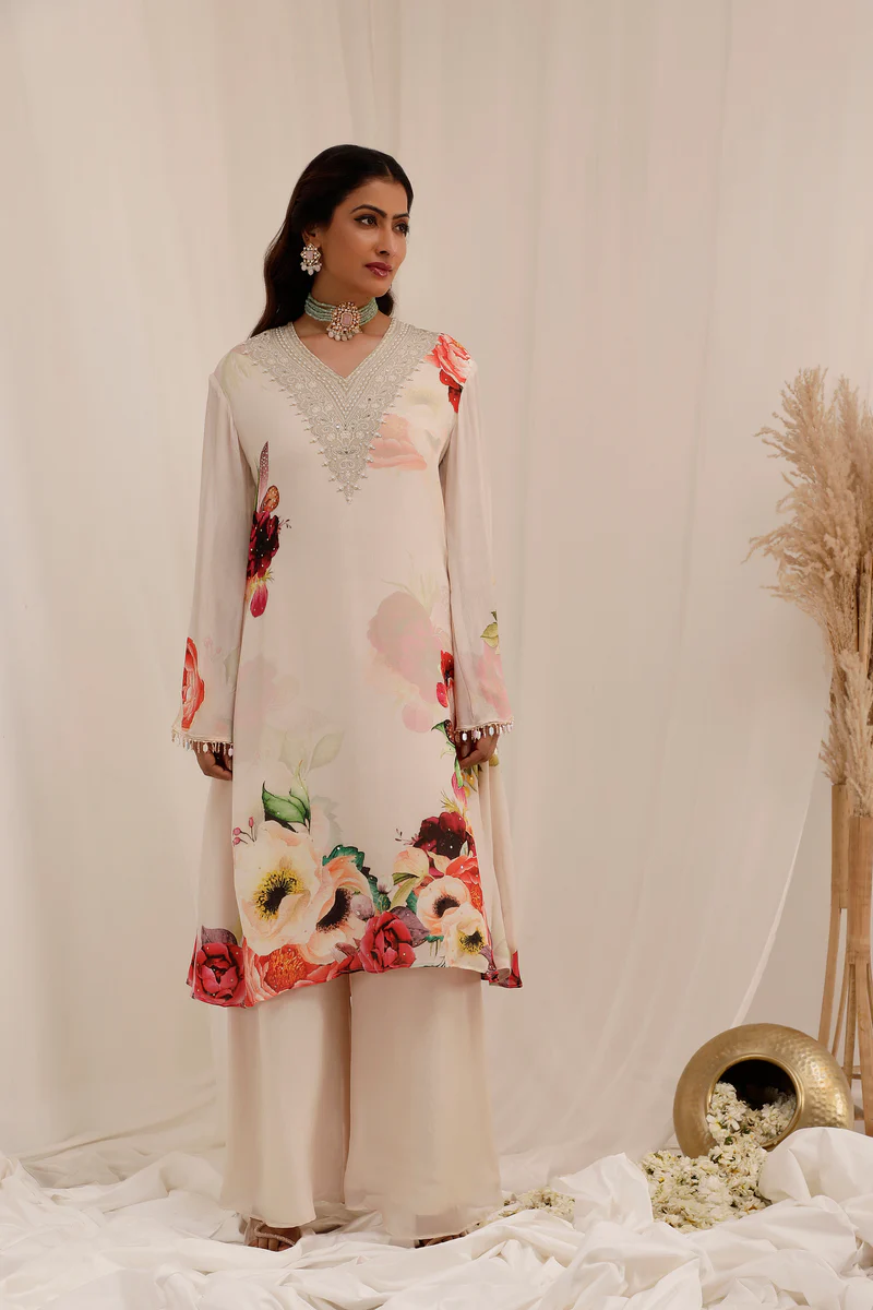 Upgrade your wedding wardrobe with designer kurta sets for women