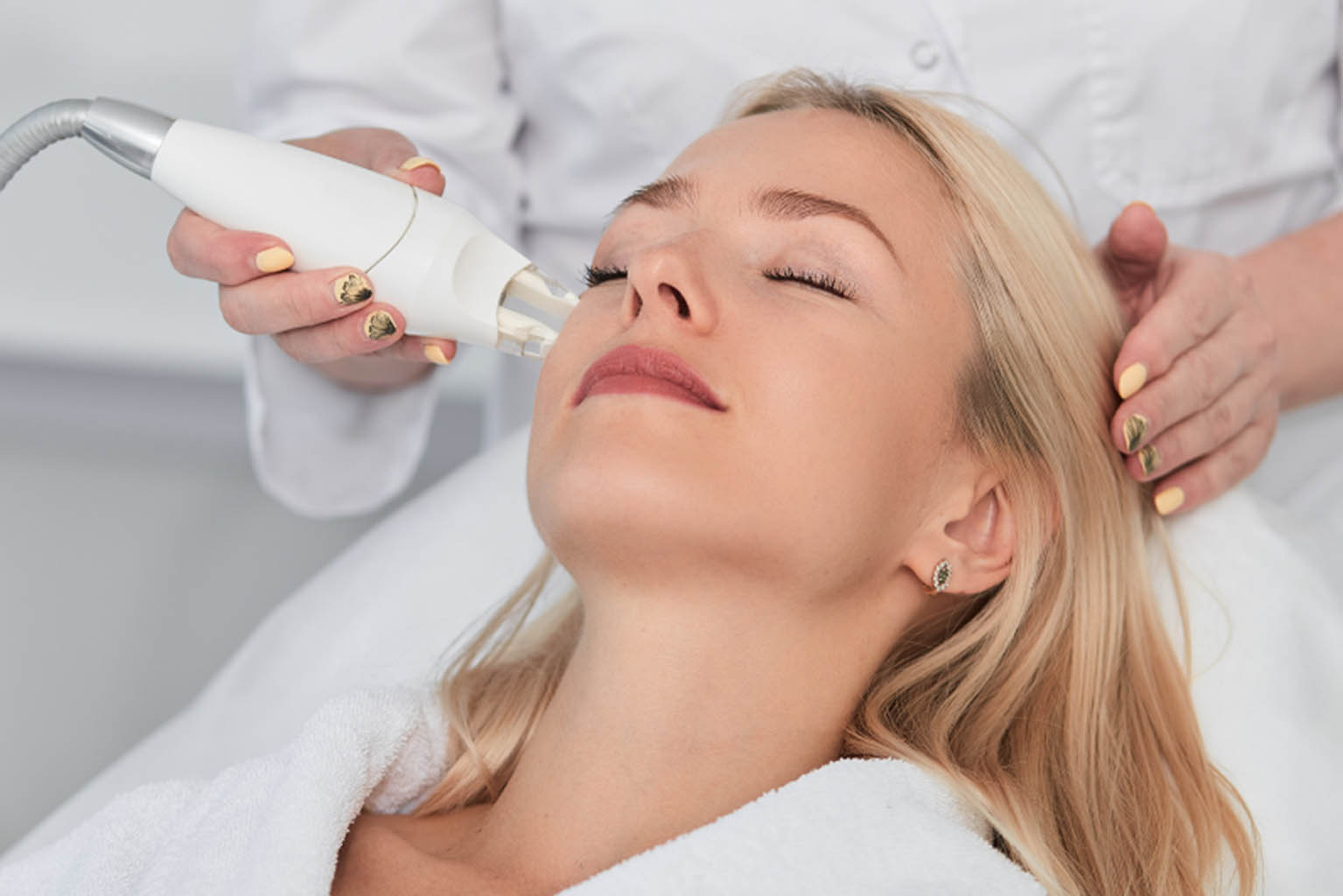 Key Insights into Electrolysis Laser Hair Removal Techniques
