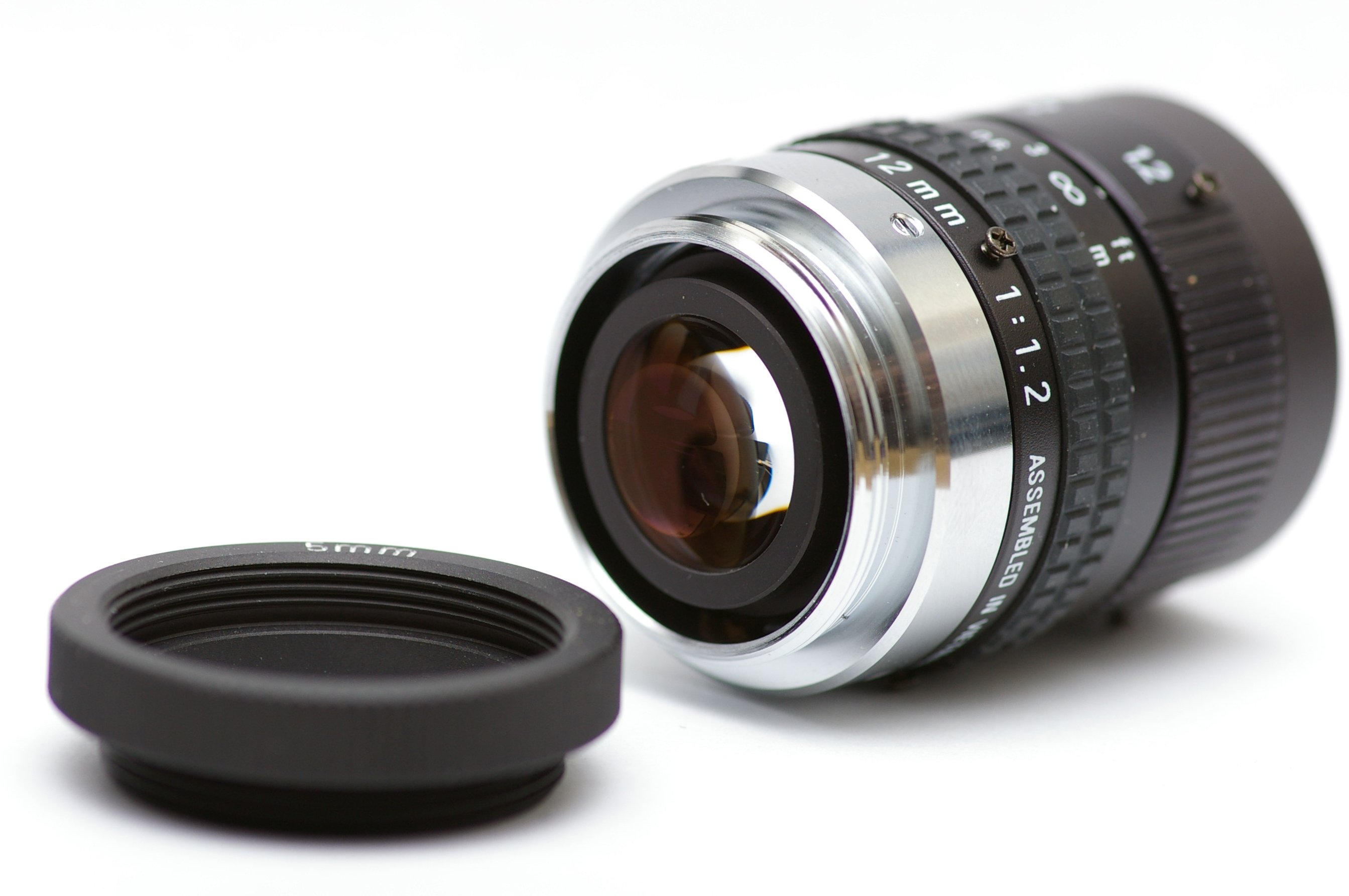 Why Are C-Mount CCTV Lenses Perfect for Modern Cameras?