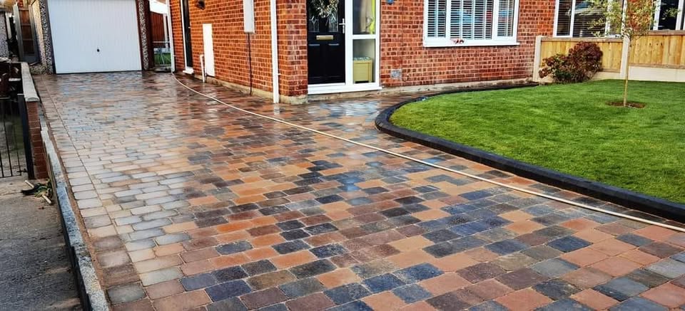 Professional Tarmac Driveways: Installation, Cost & Benefits