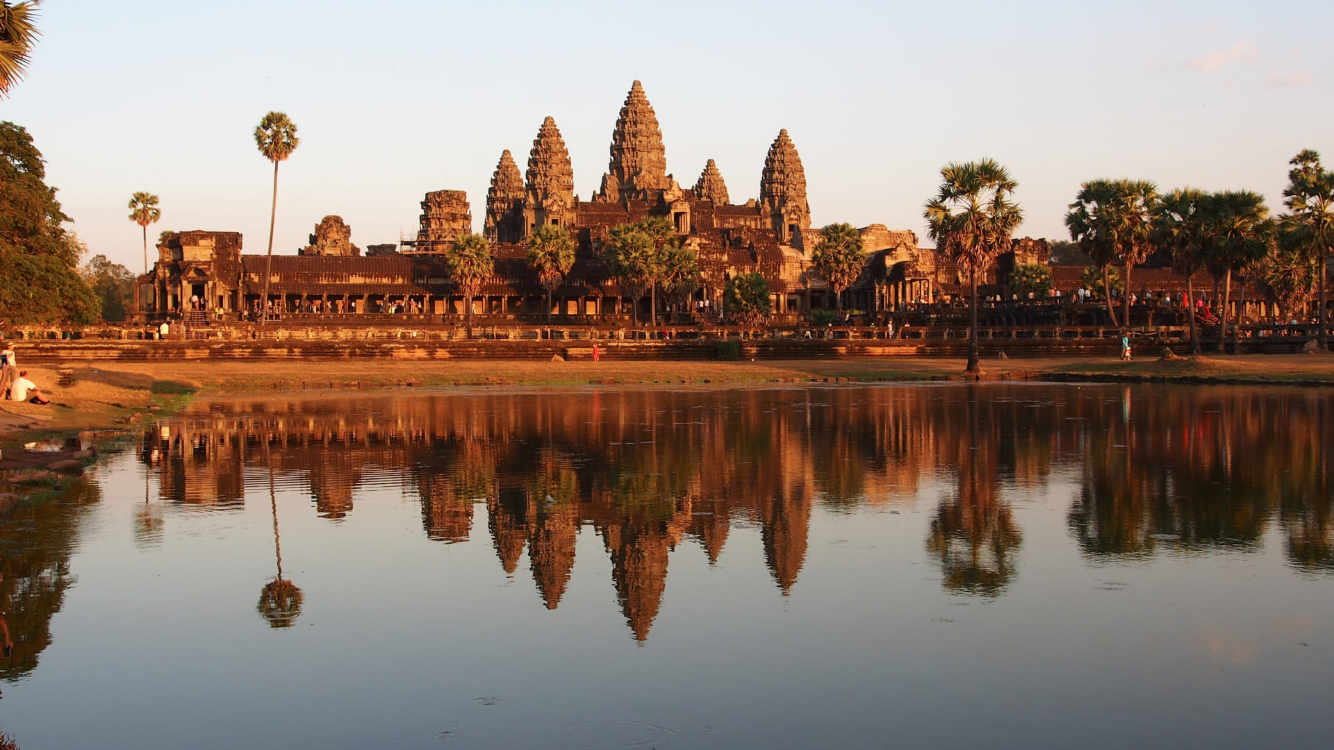 Explore the Wonders of Cambodia with a Perfect Cambodia Tour Package