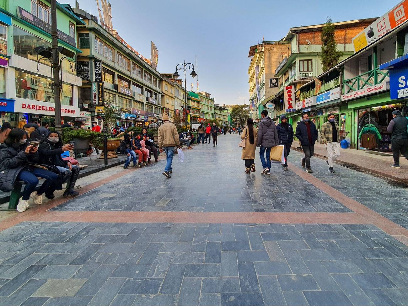 MG Road Gangtok: A Vibrant Hub for Shopping, Dining, and Leisure