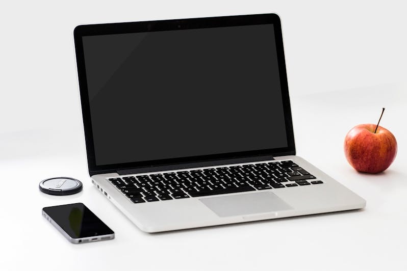 5 Reasons Why Renting a Laptop Is Ideal for Short-Term Projects