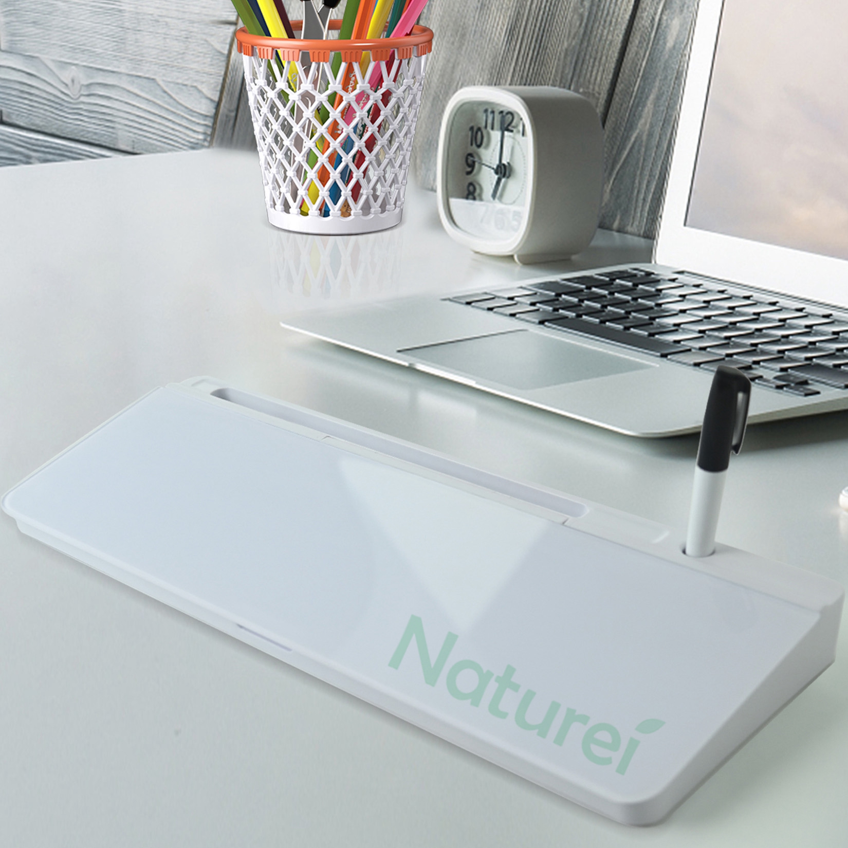 What Sizes and Designs Are Available for Glass Desktop Whiteboards?