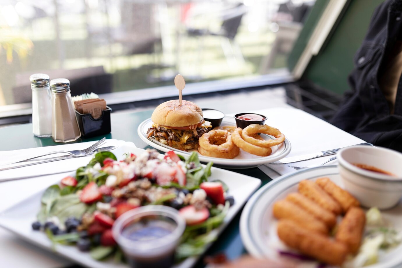 Your Guide to Freshly Prepared Food in Oakville Restaurants