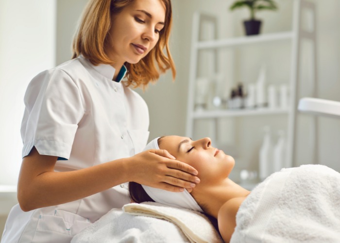Effective Treatment Approaches for Carpal Tunnel Syndrome and Neck Pain
